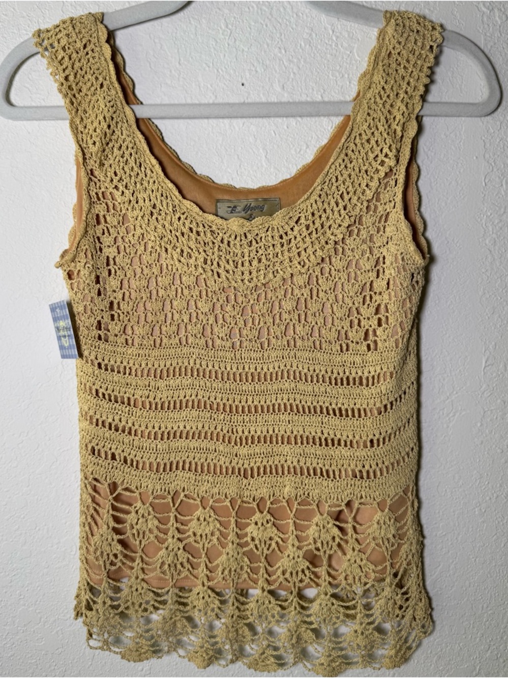 Vintage Gold Crochet Sleeveless Top-lined